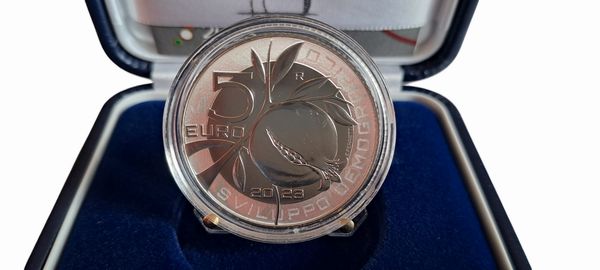 Italia 2023. 5 Euro in argento fondo specchio / proof - SVILUPPO DEMOGRAFICO.  - Asta Numismatica Light - Associazione Nazionale - Case d'Asta italiane