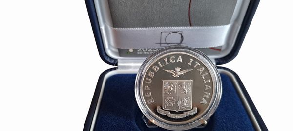 Italia 2023  2024. Lotto di 2 monete da 5 Euro in argento fondo specchio / proof  - AERONAUTICA MILITARE e GUARDIA DI FINANZA.  - Asta Numismatica Light - Associazione Nazionale - Case d'Asta italiane