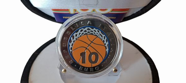 Italia 2021  2022. Lotto di 2 monete da 5 Euro in argento FdC - FEDERAZIONE PALLACANESTRO e PAOLO ROSSI.  - Asta Numismatica Light - Associazione Nazionale - Case d'Asta italiane