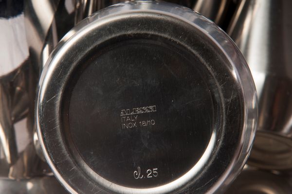 Lotto di un fornello ad alcool  - Asta Smart Auction: arredi, dipinti, sculture, strumenti musicali, ceramiche e altro a prezzi vantaggiosi - Associazione Nazionale - Case d'Asta italiane