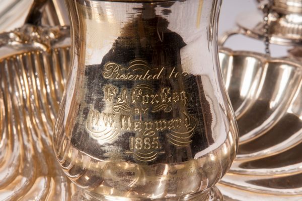 Lotto di quindici oggetti in metallo argentato e sheffield  - Asta Smart Auction: arredi, dipinti, sculture, strumenti musicali, ceramiche e altro a prezzi vantaggiosi - Associazione Nazionale - Case d'Asta italiane