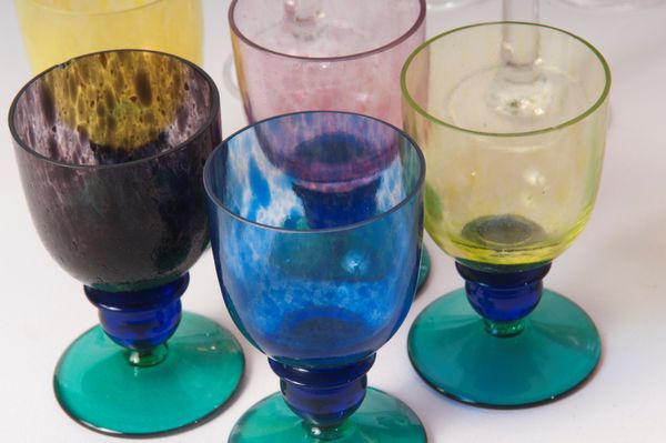 Lotto di diciannove bicchieri  - Asta Smart Auction: arredi, dipinti, sculture, strumenti musicali, ceramiche e altro a prezzi vantaggiosi - Associazione Nazionale - Case d'Asta italiane