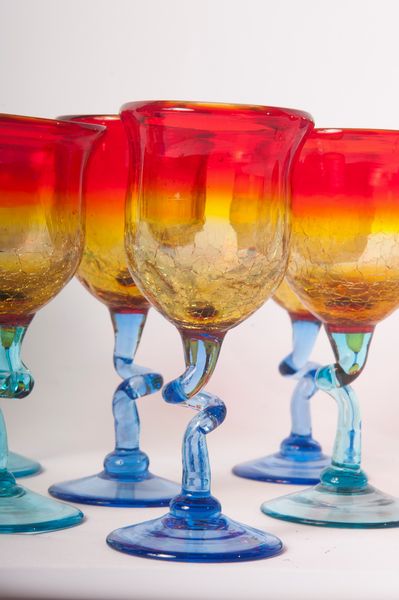 Lotto di diciannove bicchieri  - Asta Smart Auction: arredi, dipinti, sculture, strumenti musicali, ceramiche e altro a prezzi vantaggiosi - Associazione Nazionale - Case d'Asta italiane