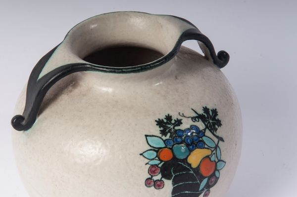 Vaso a boccia  - Asta Smart Auction: arredi, dipinti, sculture, strumenti musicali, ceramiche e altro a prezzi vantaggiosi - Associazione Nazionale - Case d'Asta italiane