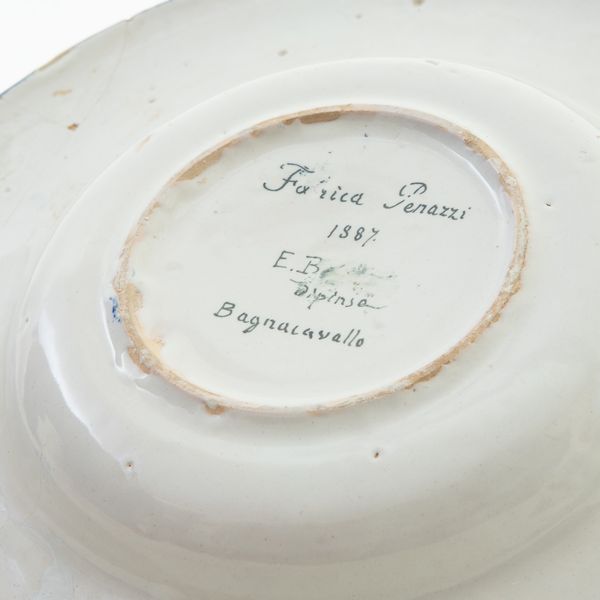Piatto in ceramica  - Asta Smart Auction: arredi, dipinti, sculture, strumenti musicali, ceramiche e altro a prezzi vantaggiosi - Associazione Nazionale - Case d'Asta italiane