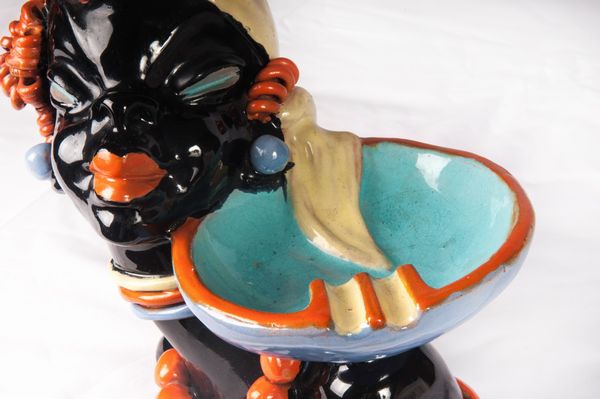 Posacenere in ceramica policroma  - Asta Smart Auction: arredi, dipinti, sculture, strumenti musicali, ceramiche e altro a prezzi vantaggiosi - Associazione Nazionale - Case d'Asta italiane