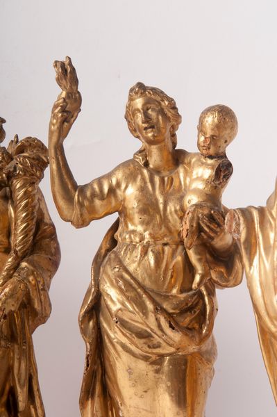 Lotto di cinque sculture allegoriche  - Asta Smart Auction: arredi, dipinti, sculture, strumenti musicali, ceramiche e altro a prezzi vantaggiosi - Associazione Nazionale - Case d'Asta italiane