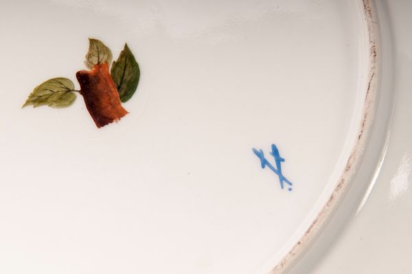 Lotto di sei piatti da coltello,  - Asta Smart Auction: arredi, dipinti, sculture, strumenti musicali, ceramiche e altro a prezzi vantaggiosi - Associazione Nazionale - Case d'Asta italiane