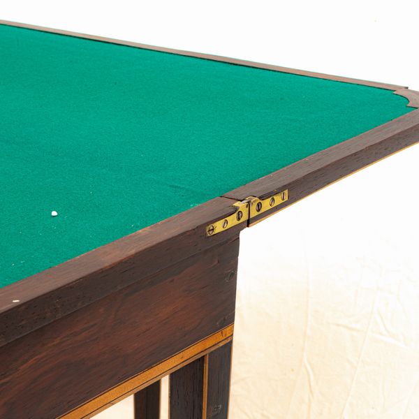 Tavolo a libretto da gioco di forma rettangolare  - Asta Smart Auction: arredi, dipinti, sculture, strumenti musicali, ceramiche e altro a prezzi vantaggiosi - Associazione Nazionale - Case d'Asta italiane