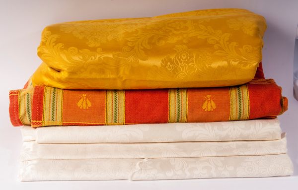 Lotto di quattordici tovaglie  - Asta Smart Auction: arredi, dipinti, sculture, strumenti musicali, ceramiche e altro a prezzi vantaggiosi - Associazione Nazionale - Case d'Asta italiane