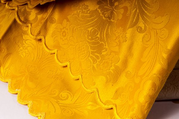 Lotto di quattordici tovaglie  - Asta Smart Auction: arredi, dipinti, sculture, strumenti musicali, ceramiche e altro a prezzi vantaggiosi - Associazione Nazionale - Case d'Asta italiane