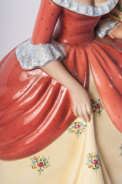 MANIFATTURA C.I.A. MANNA : DAMINA LUIGI XV  - Asta Smart Auction: arredi, dipinti, sculture, strumenti musicali, ceramiche e altro a prezzi vantaggiosi - Associazione Nazionale - Case d'Asta italiane