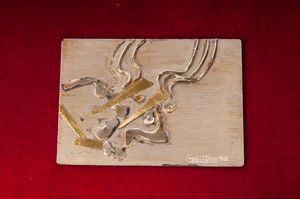 Lotto di cinque sculture su lastra  - Asta Smart Auction: arredi, dipinti, sculture, strumenti musicali, ceramiche e altro a prezzi vantaggiosi - Associazione Nazionale - Case d'Asta italiane