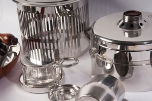 Lotto di un fornello ad alcool  - Asta Smart Auction: arredi, dipinti, sculture, strumenti musicali, ceramiche e altro a prezzi vantaggiosi - Associazione Nazionale - Case d'Asta italiane