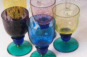 Lotto di diciannove bicchieri  - Asta Smart Auction: arredi, dipinti, sculture, strumenti musicali, ceramiche e altro a prezzi vantaggiosi - Associazione Nazionale - Case d'Asta italiane