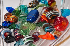 Lotto di un centrotavola in vetro a conchiglia  - Asta Smart Auction: arredi, dipinti, sculture, strumenti musicali, ceramiche e altro a prezzi vantaggiosi - Associazione Nazionale - Case d'Asta italiane