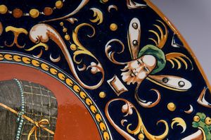 Profilo di dama, piatto in ceramica  - Asta Smart Auction: arredi, dipinti, sculture, strumenti musicali, ceramiche e altro a prezzi vantaggiosi - Associazione Nazionale - Case d'Asta italiane