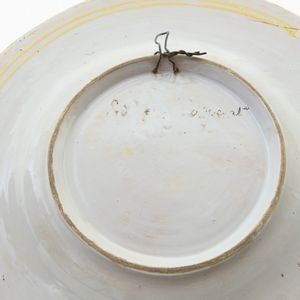Piatto da parata  - Asta Smart Auction: arredi, dipinti, sculture, strumenti musicali, ceramiche e altro a prezzi vantaggiosi - Associazione Nazionale - Case d'Asta italiane