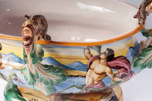 Egisto Fantechi : Centrotavola  in ceramica policroma  - Asta Smart Auction: arredi, dipinti, sculture, strumenti musicali, ceramiche e altro a prezzi vantaggiosi - Associazione Nazionale - Case d'Asta italiane