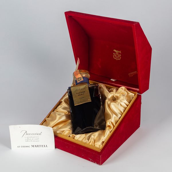FRANCIA : MARTELL CORDON BLEU COGNAC, BACCARAT DECANTER  - Asta Importanti Vini e Distillati - Associazione Nazionale - Case d'Asta italiane
