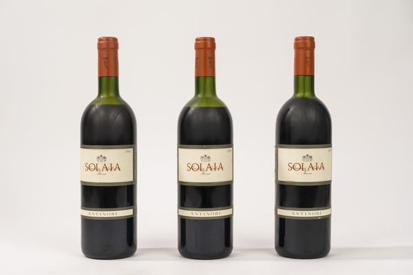 Italia : Solaia (3 bt)  - Asta Importanti Vini e Distillati - Associazione Nazionale - Case d'Asta italiane