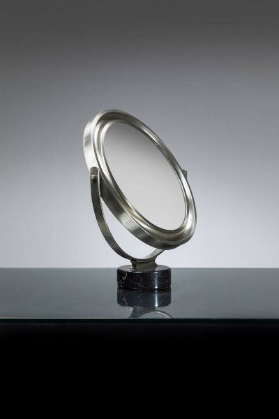 SERGIO MAZZA : Specchio da tavolo orientabile mod. Narciso  - Asta Design - Associazione Nazionale - Case d'Asta italiane