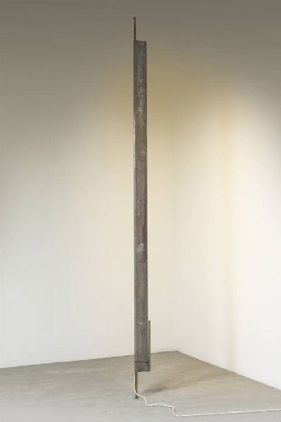 OSVALDO BORSANI : Lampada cielo/terra mod. LT8  - Asta Design - Associazione Nazionale - Case d'Asta italiane