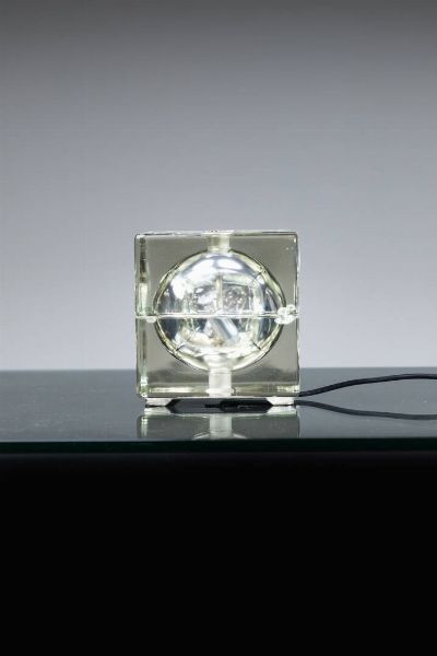 ALESSANDRO MENDINI : Lampada da tavolo mod. Cubosfera  - Asta Design - Associazione Nazionale - Case d'Asta italiane