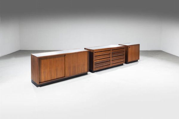 OSVALDO BORSANI : Cassettiera e coppia di mobili contenitori  - Asta Design - Associazione Nazionale - Case d'Asta italiane