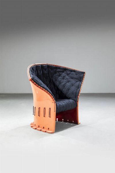 GAETANO PESCE La Spezia 1939 - 2024 New York (USA) : Poltrona della serie Feltri  - Asta Design - Associazione Nazionale - Case d'Asta italiane