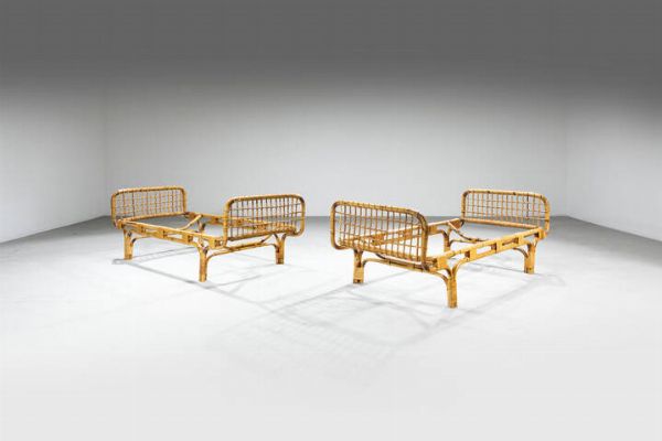 TITO AGNOLI : Coppia di daybed  - Asta Design - Associazione Nazionale - Case d'Asta italiane