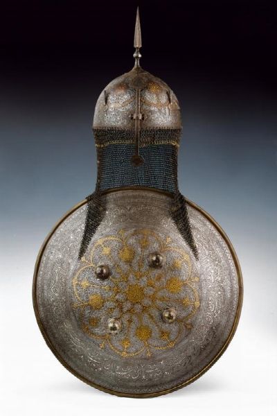 Bel set di khula-khud e sipar  - Asta Rare Armi Antiche e Militaria da tutto il mondo - Associazione Nazionale - Case d'Asta italiane