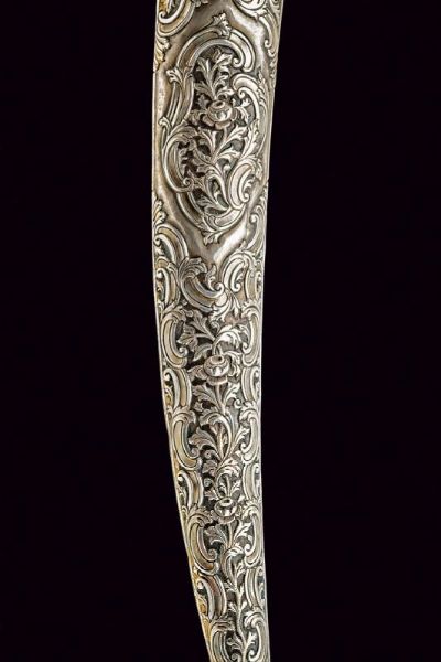 Raffinata jambiya decorata con pietre  - Asta Rare Armi Antiche e Militaria da tutto il mondo - Associazione Nazionale - Case d'Asta italiane