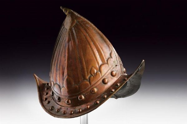 Interessante elmo dei Moro  - Asta Rare Armi Antiche e Militaria da tutto il mondo - Associazione Nazionale - Case d'Asta italiane