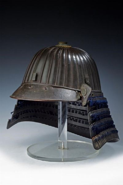 Suji kabuto  - Asta Rare Armi Antiche e Militaria da tutto il mondo - Associazione Nazionale - Case d'Asta italiane