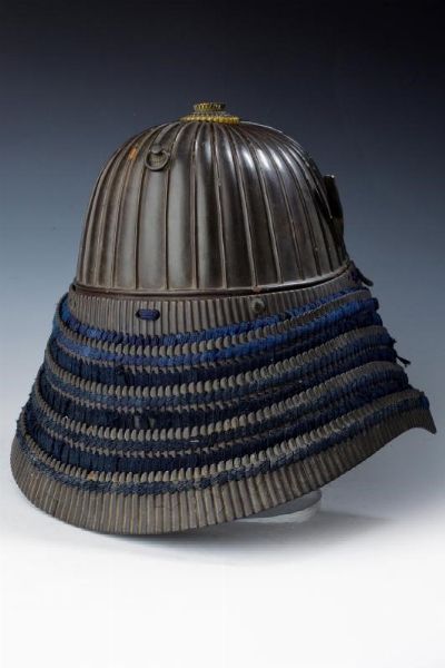 Suji kabuto  - Asta Rare Armi Antiche e Militaria da tutto il mondo - Associazione Nazionale - Case d'Asta italiane