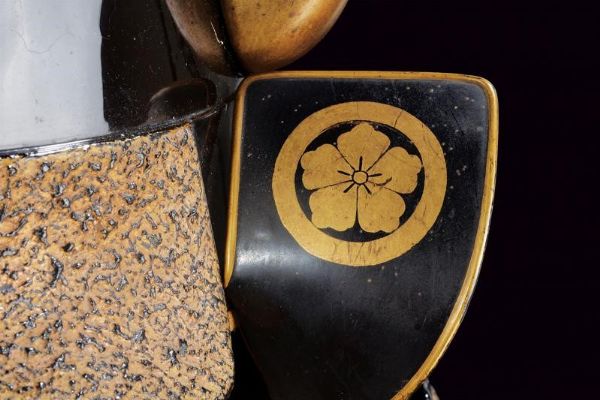 Nimai-do Gusoku con Shiinomi-nari Kabuto (armatura da samurai)  - Asta Rare Armi Antiche e Militaria da tutto il mondo - Associazione Nazionale - Case d'Asta italiane