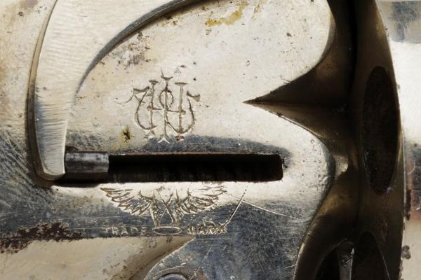 Raro revolver Hill's patent a percussione centrale  - Asta Rare Armi Antiche e Militaria da tutto il mondo - Associazione Nazionale - Case d'Asta italiane