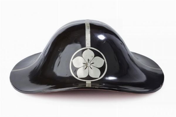 Jingasa  - Asta Rare Armi Antiche e Militaria da tutto il mondo - Associazione Nazionale - Case d'Asta italiane