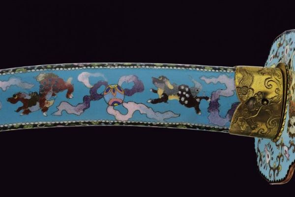 Koshirae per un tachi lavorato in cloisonne  - Asta Rare Armi Antiche e Militaria da tutto il mondo - Associazione Nazionale - Case d'Asta italiane