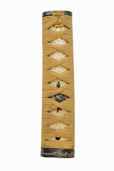 Impugnatura (Tsukamae) per un wakizashi  - Asta Rare Armi Antiche e Militaria da tutto il mondo - Associazione Nazionale - Case d'Asta italiane