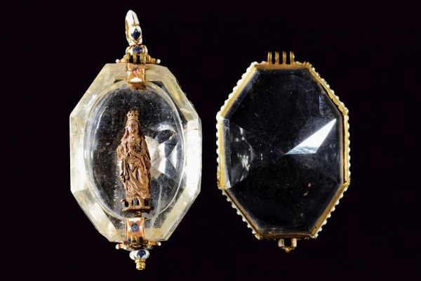 Bellissimo ciondolo votivo  - Asta Rare Armi Antiche e Militaria da tutto il mondo - Associazione Nazionale - Case d'Asta italiane