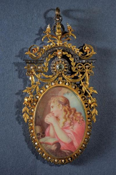 Delizioso pendente religioso  - Asta Rare Armi Antiche e Militaria da tutto il mondo - Associazione Nazionale - Case d'Asta italiane