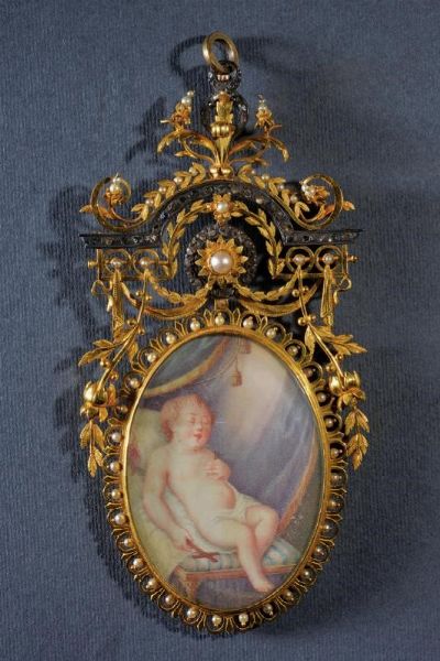 Delizioso pendente religioso  - Asta Rare Armi Antiche e Militaria da tutto il mondo - Associazione Nazionale - Case d'Asta italiane