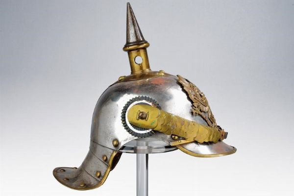 Elmo e busto da corazziere  - Asta Rare Armi Antiche e Militaria da tutto il mondo - Associazione Nazionale - Case d'Asta italiane