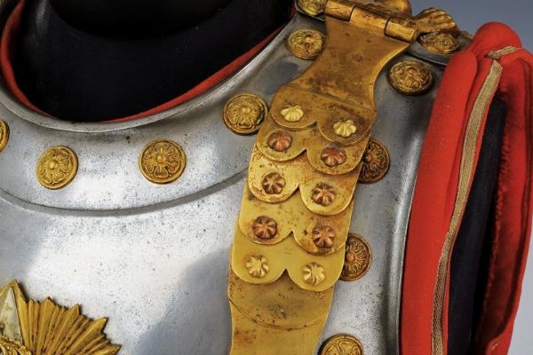 Busto ed elmo per Corazzieri, epoca Umberto I  - Asta Rare Armi Antiche e Militaria da tutto il mondo - Associazione Nazionale - Case d'Asta italiane