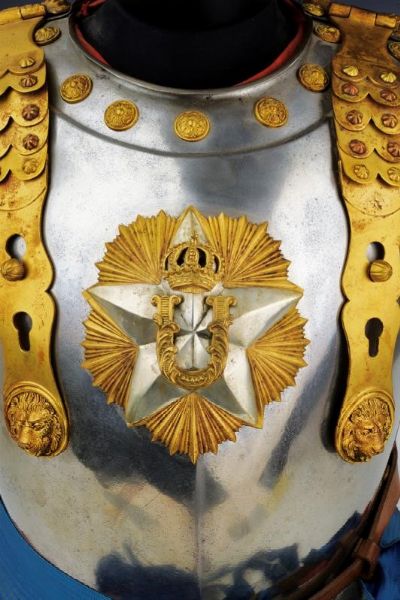 Busto ed elmo per Corazzieri, epoca Umberto I  - Asta Rare Armi Antiche e Militaria da tutto il mondo - Associazione Nazionale - Case d'Asta italiane