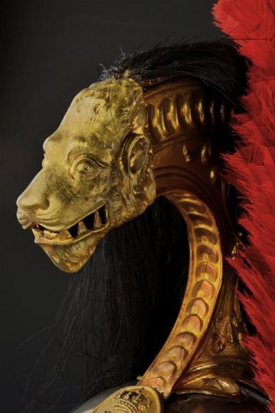 Busto ed elmo per Corazzieri, epoca Umberto I  - Asta Rare Armi Antiche e Militaria da tutto il mondo - Associazione Nazionale - Case d'Asta italiane