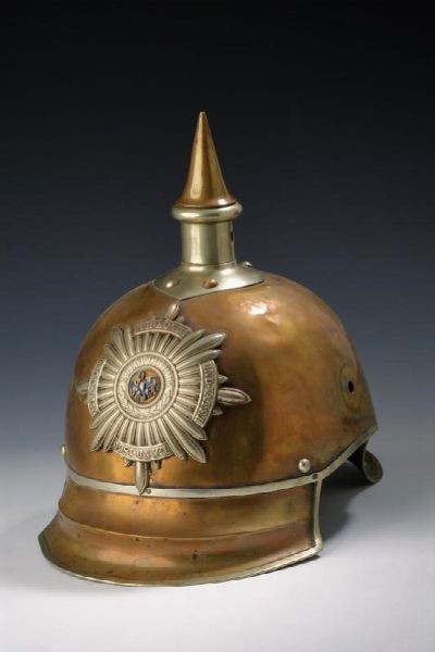 Elmo incompleto da truppa del reggimento Garde du Corps  - Asta Rare Armi Antiche e Militaria da tutto il mondo - Associazione Nazionale - Case d'Asta italiane