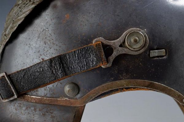 Elmo da truppa dei reggimenti Jaeger zu Pferde mod. 1905  - Asta Rare Armi Antiche e Militaria da tutto il mondo - Associazione Nazionale - Case d'Asta italiane